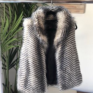 🔥 2 for $30 Deal! Jack by BB Dakota faux fur vest
